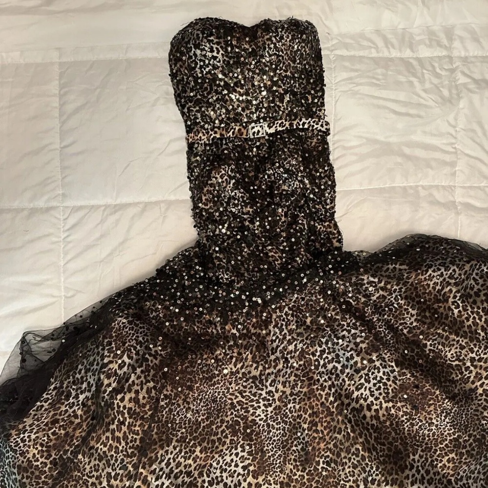 Tony Bowls Cheetah  Print Homecoming Pageant Sweetheart Train Gown Dress size 2